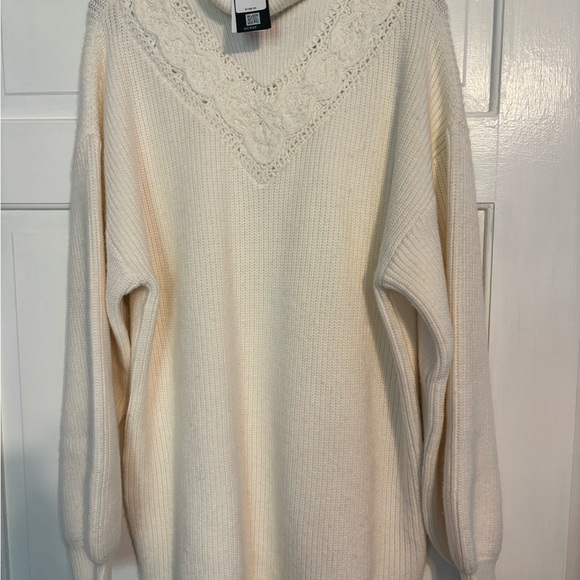Guess Cream Cowl Neck Sweater Dress size XL - Picture 1 of 8